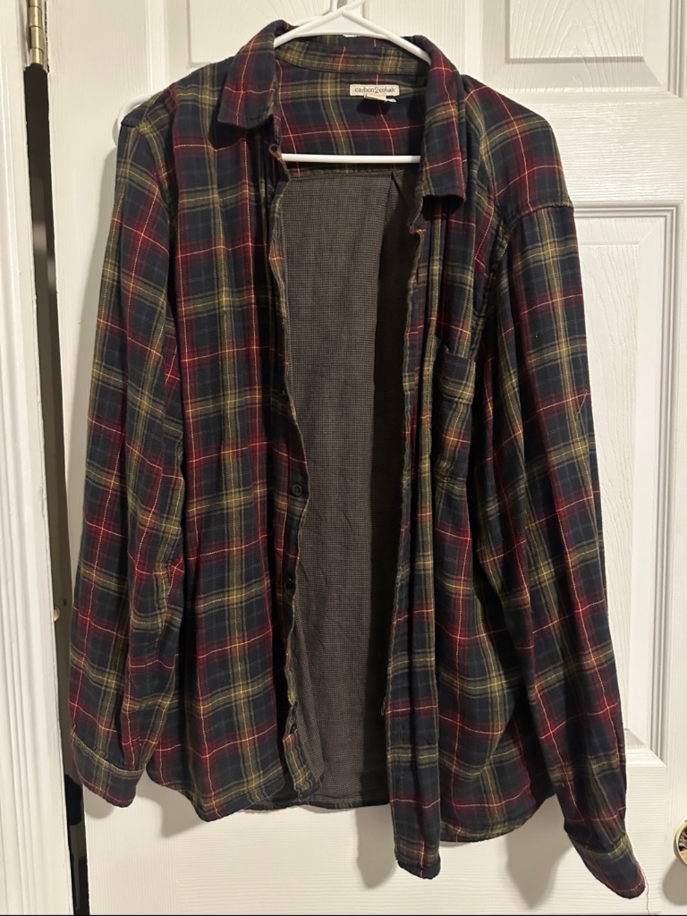 100% cotton Men's Green Plaid Button-Down Shirt